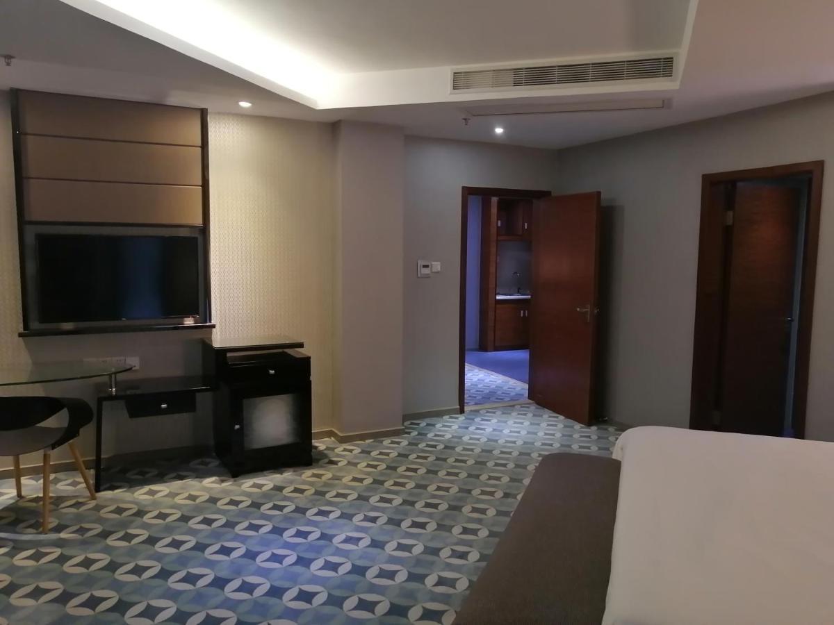 فندق رامادا، ميزهو ماوزو المظهر الخارجي الصورة